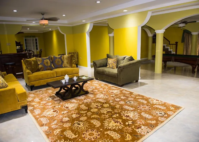 Villa Sweet - *